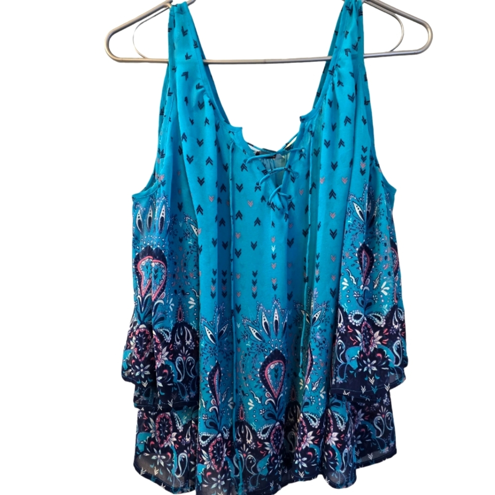Arizona Jean Company Blue Paisley Tank Top